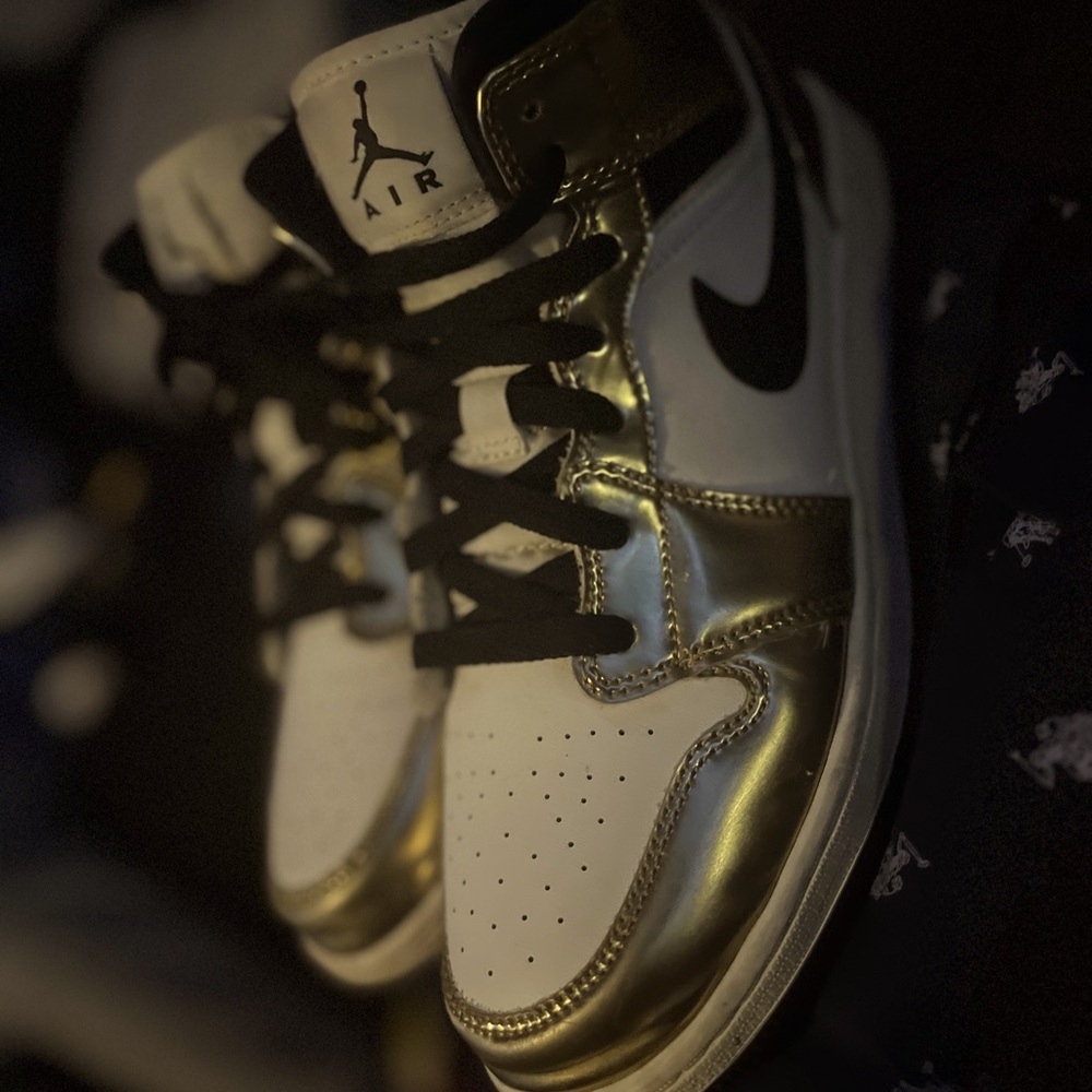 Gold and White Sneakers Classic 
2020
Air Jordan 1 Mid SE 'Metallic Gold'